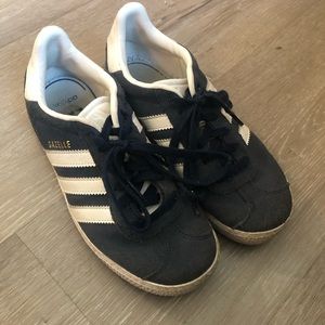 Kids Adidas Gazelle Navy